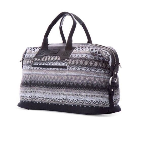 TOMS Seeker Weekender Bag in Black Multi Sweater Felt - Picture 2 of 15